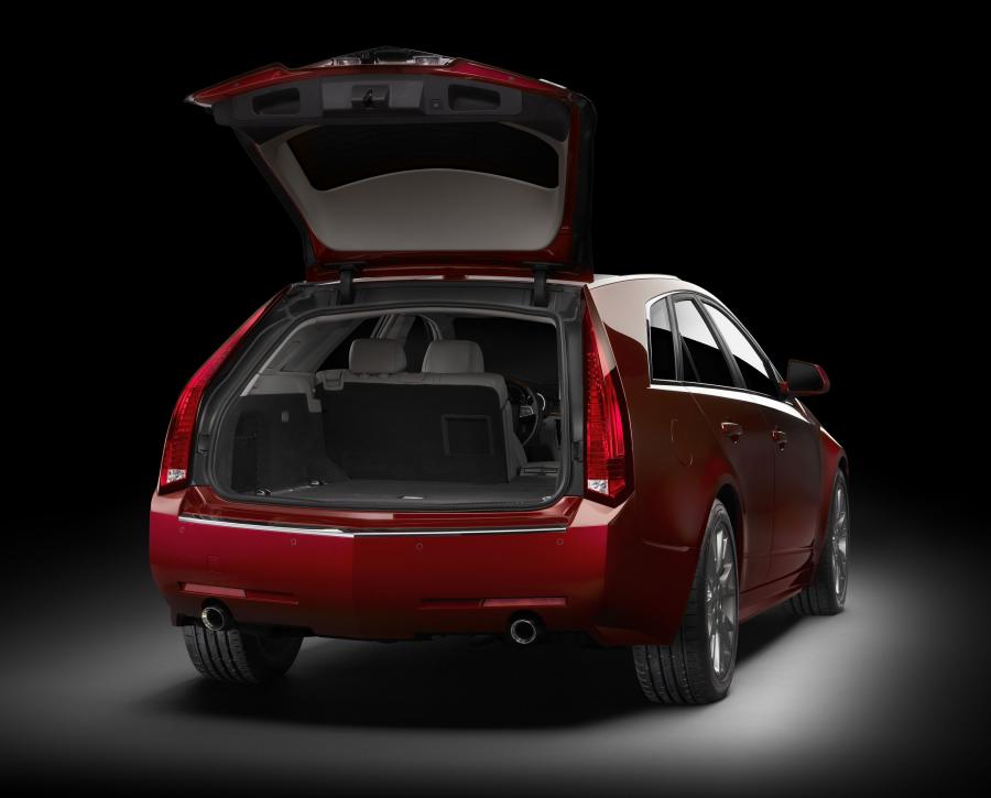  Cadillac CTS Sport Wagon 2008 года  (фото 41 из 68)
